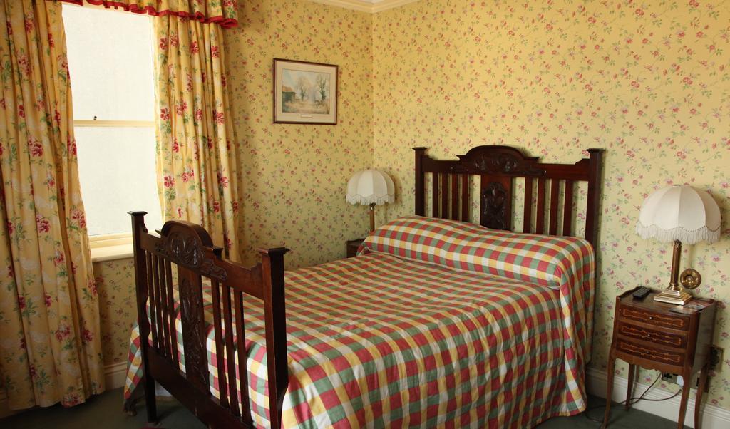 Hotel Roscaoin House Westport Pokój zdjęcie